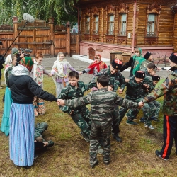 Телевизионный проект "Экспедиция Байкал" в гостях у Старины Сибирской