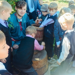 Осенины в Старине Сибирской