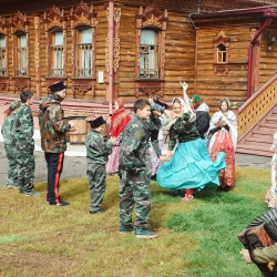 Телевизионный проект "Экспедиция Байкал" в гостях у Старины Сибирской