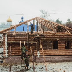 Дом казачьего сотника готов встретить зиму на новом месте.