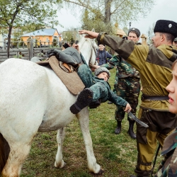 Казаки и кони. Старина Сибирская