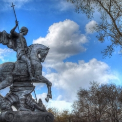 Памятник Святому Георгию Победоносцу. Большеречье.