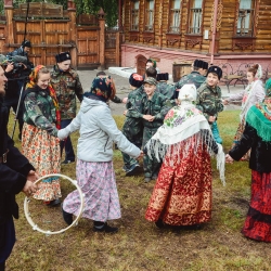 Телевизионный проект "Экспедиция Байкал" в гостях у Старины Сибирской