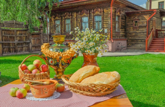 АФИША АВГУСТА