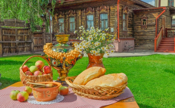 АФИША АВГУСТА